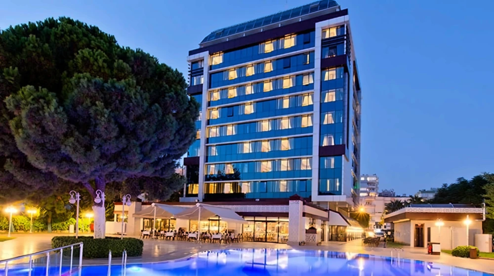 هتل لارا هادریانوس آنتالیا