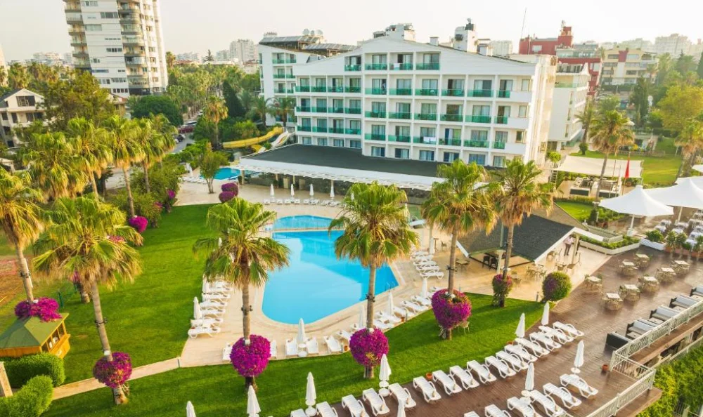 هتل کلاب فالکون آنتالیا