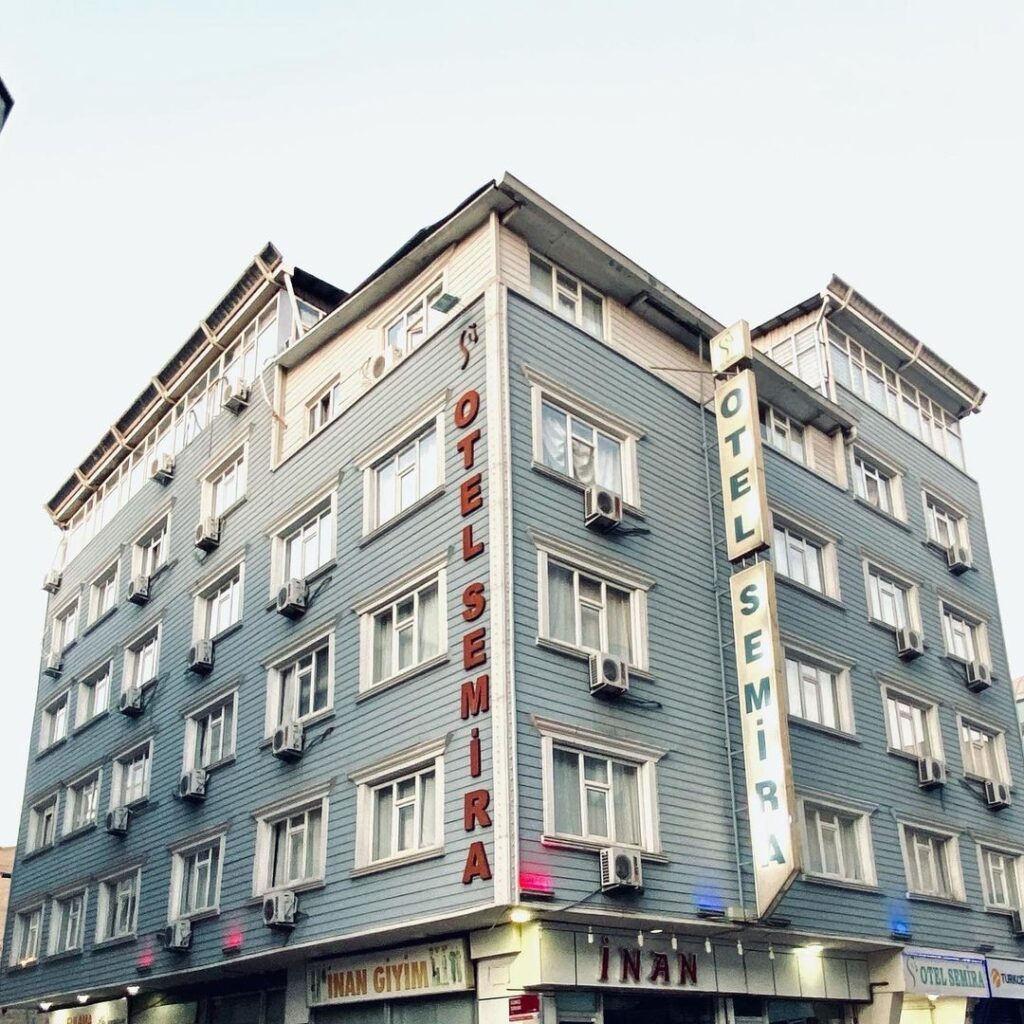 هتل سمیرا وان – Hotel semira Van