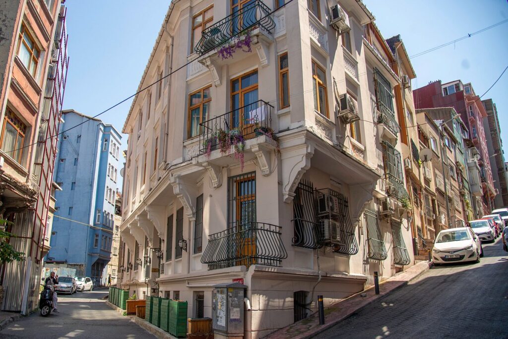 هتل امی تکسیم استانبول – Emmy Hotel Taksim Istanbul