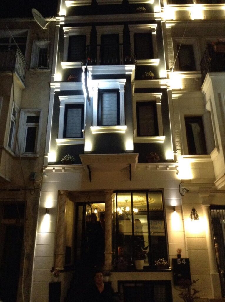 هتل تکسیم دوروی سوئیت استانبول – Taksim Doorway Suites Hotel Istanbul