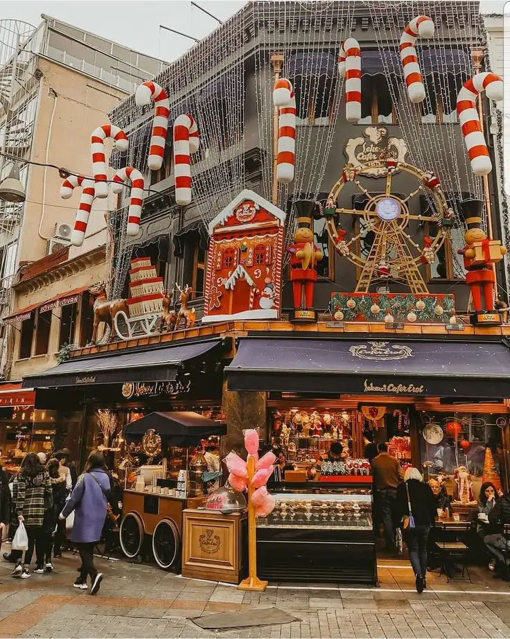 قیمت تور استانبول کریسمس ۲۰۲۵