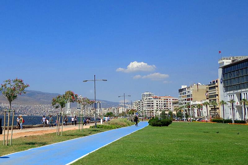 چه مدارکی برای تور ازمیر فروردین نیاز داریم