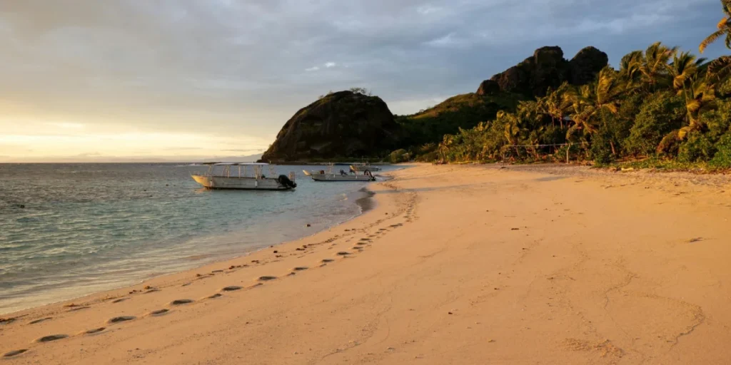 تور اقساطی قشم