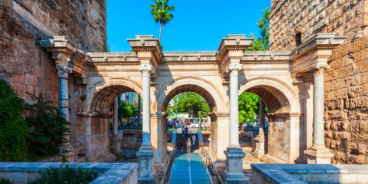 تور آنتالیا از تهران